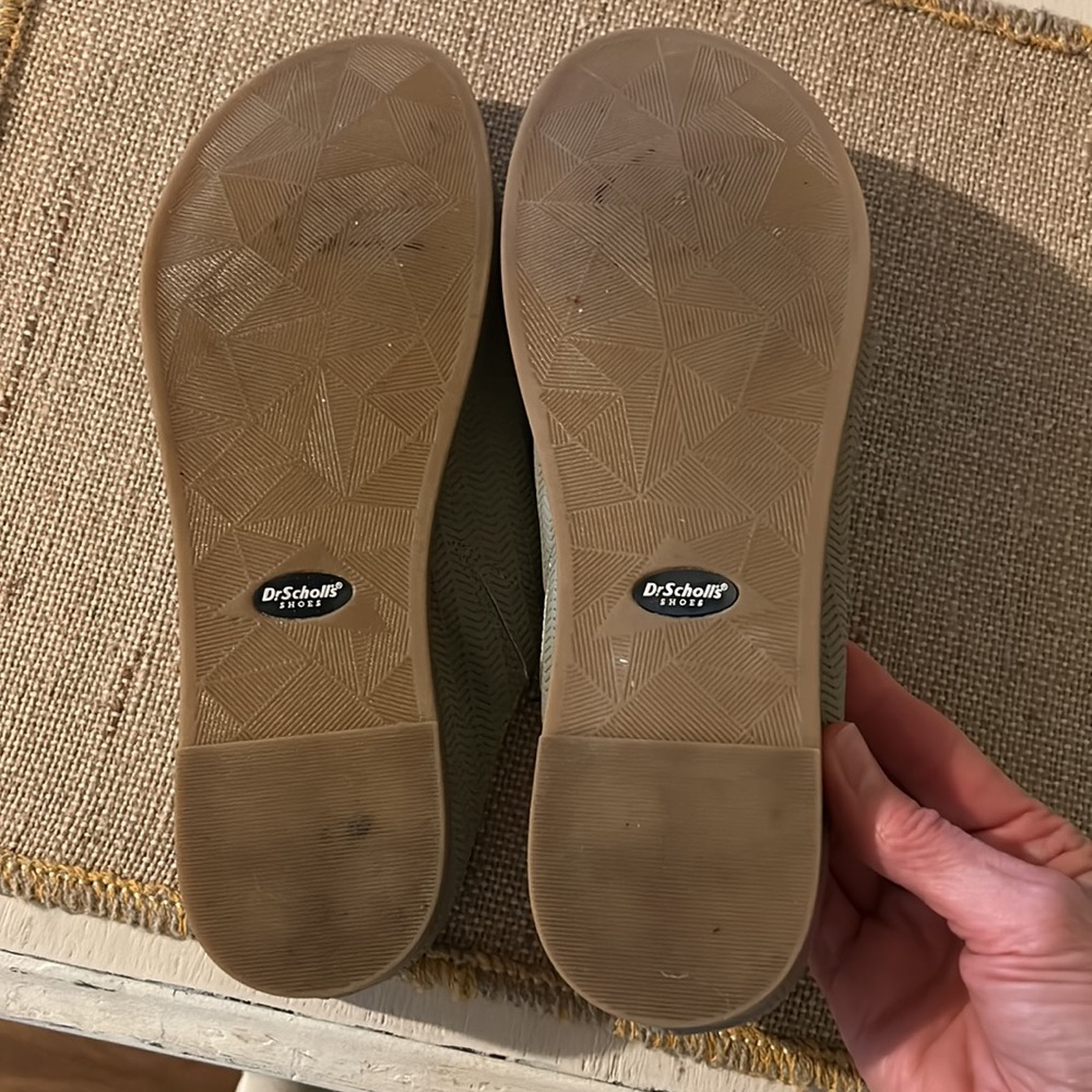 DrScholl’s Mules - Picture 2 of 6